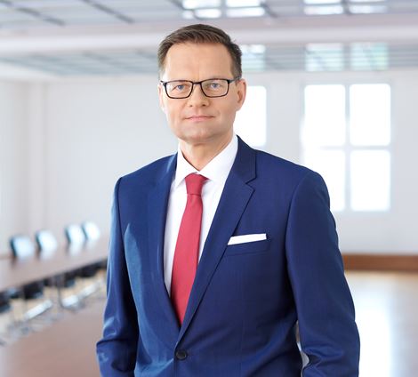 CEO Dr. Stefan Traeger